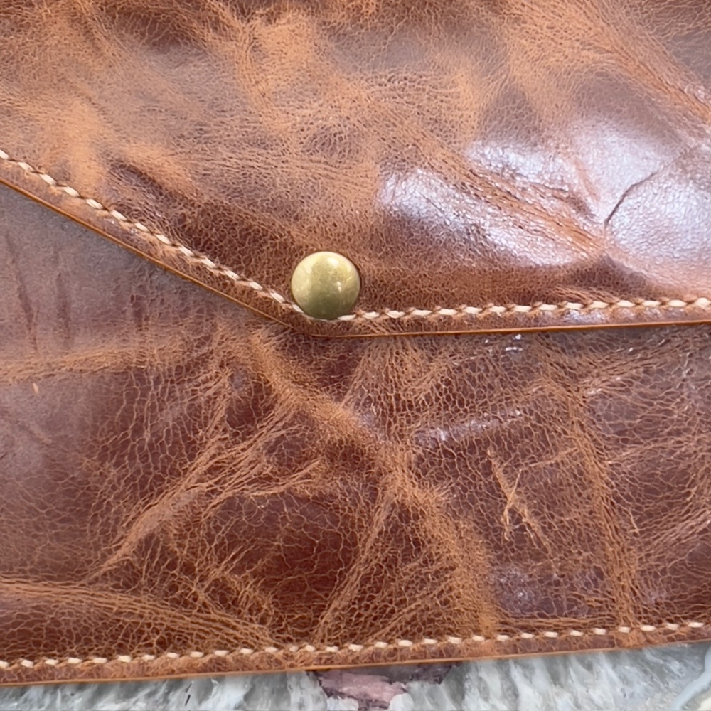 Handmade Honey Brown Leather Clutch, Detach Strap, Antique Brass Hardware - Picture 15 of 17